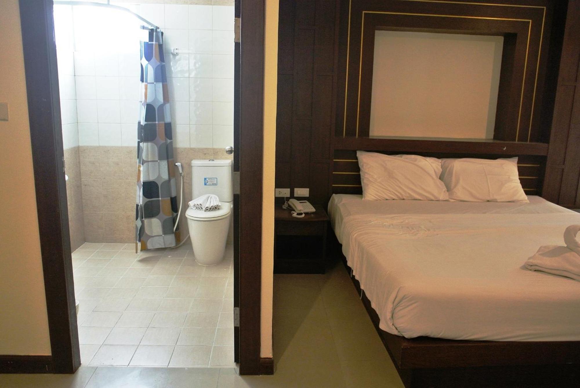 Sharaya Patong Hotel Kültér fotó