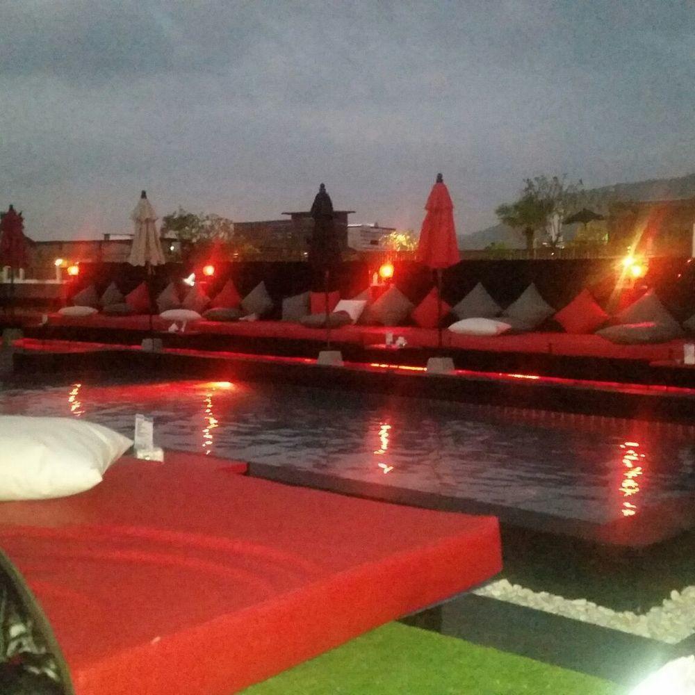 Sharaya Patong Hotel Kültér fotó
