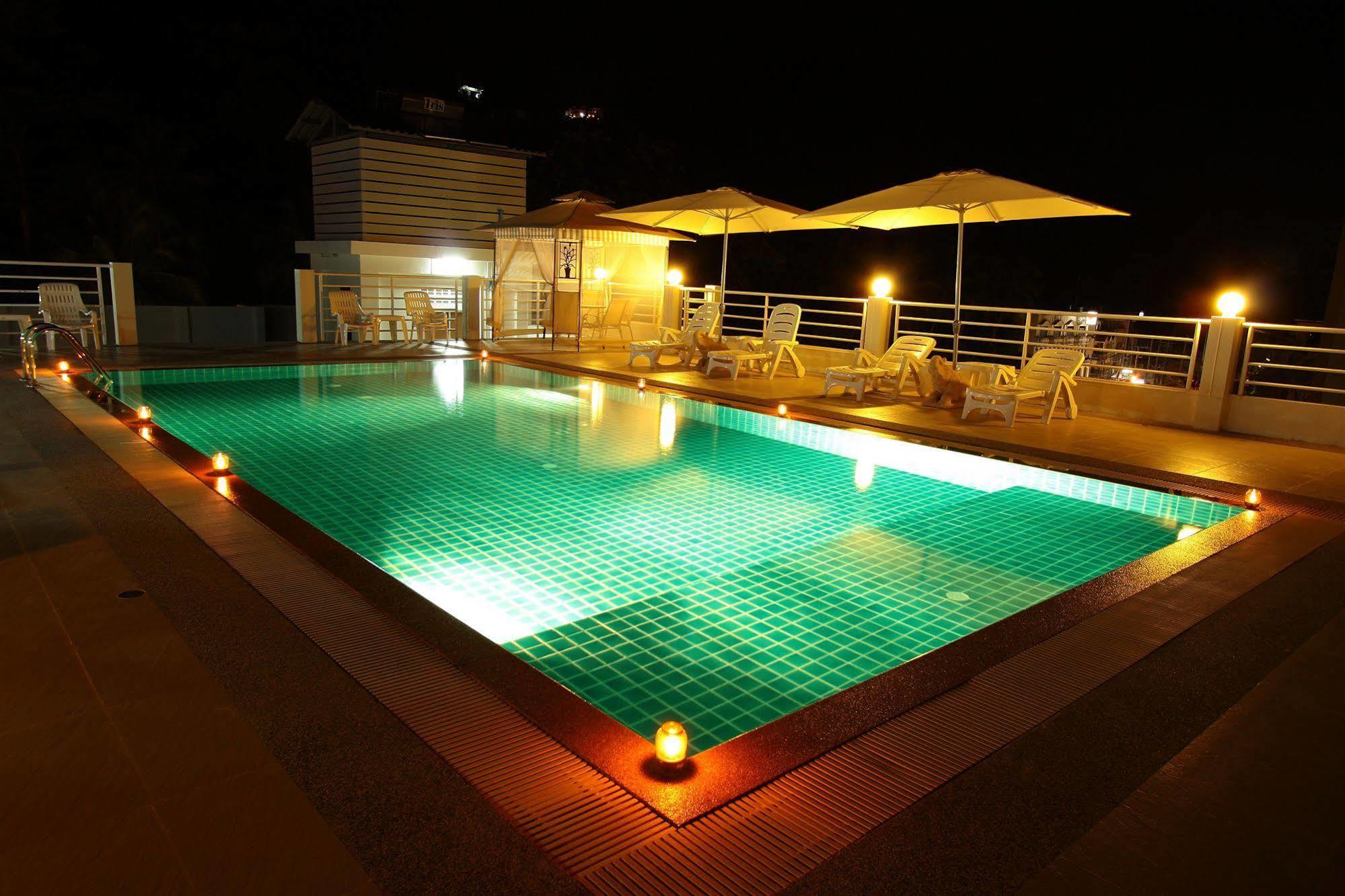 Sharaya Patong Hotel Kültér fotó