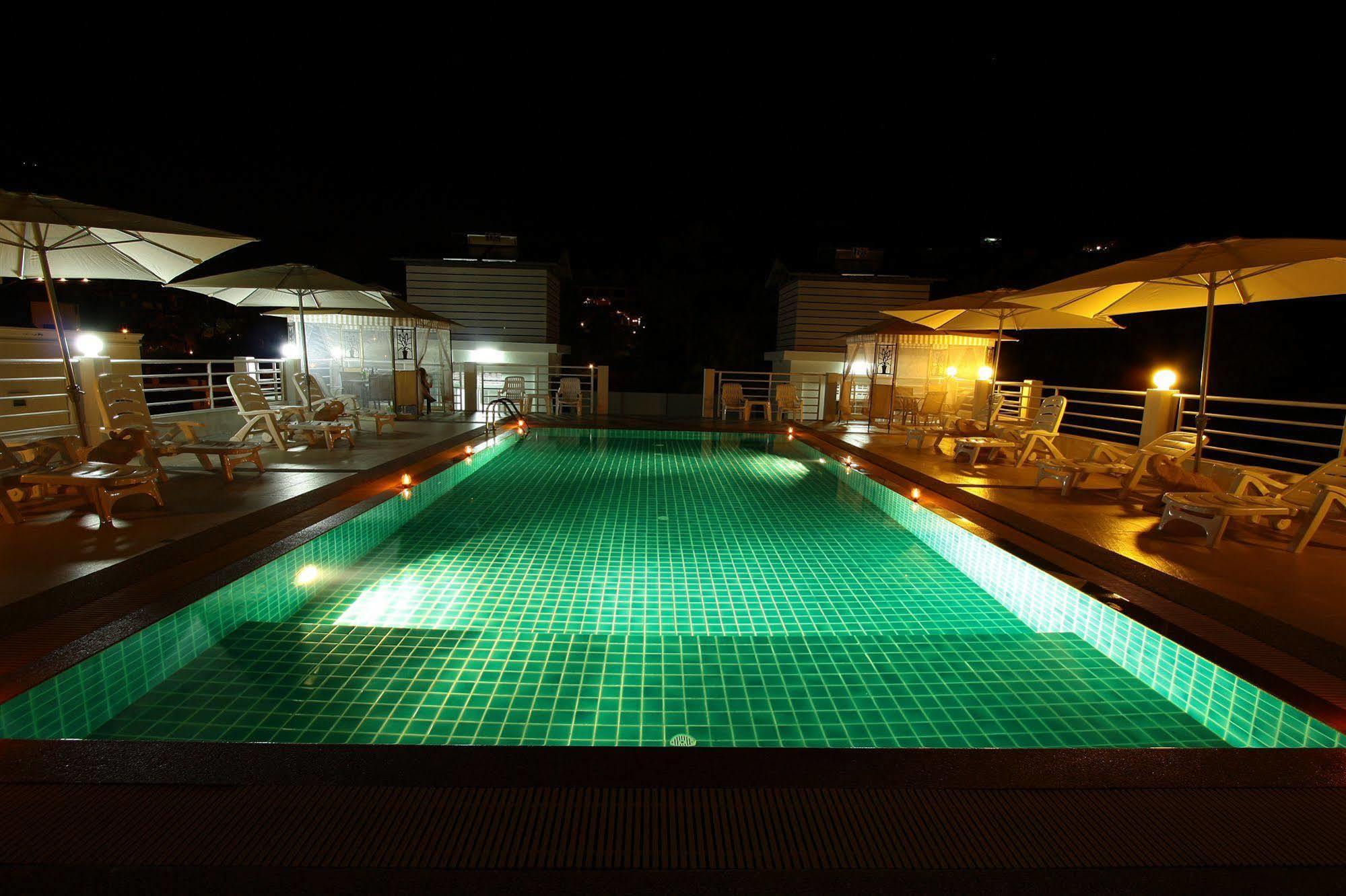 Sharaya Patong Hotel Kültér fotó